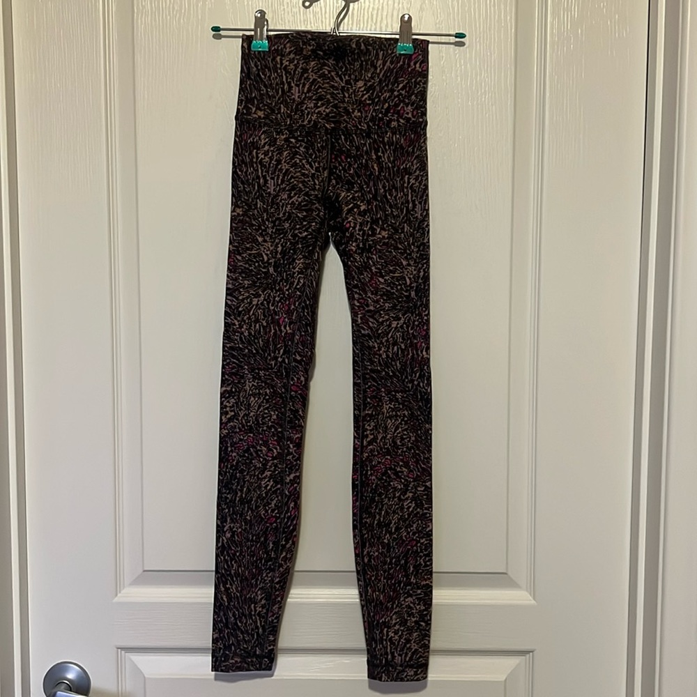 Lululemon Wonder Train Tights